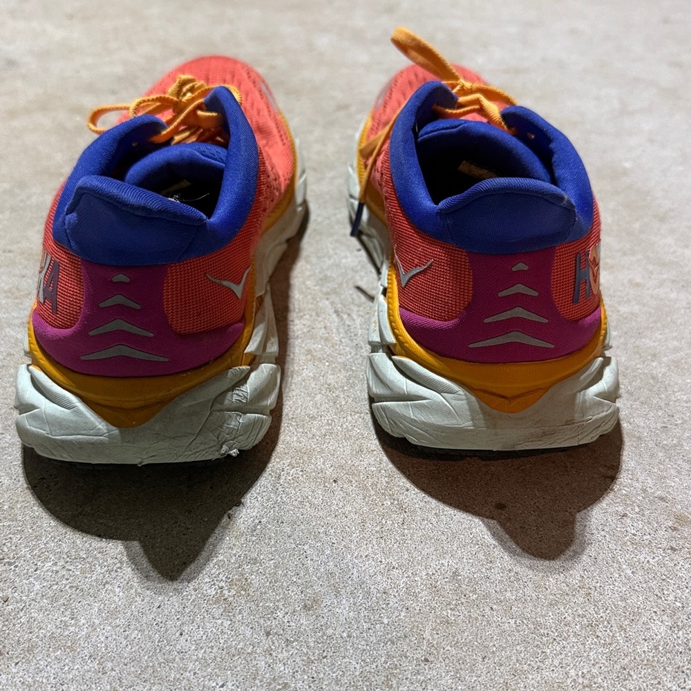❌SOLD❌ HOKA Clifton 8 Women’s 8.5B Running Shoes Coral Blue Cushioned Trainer - Picture 5 of 9